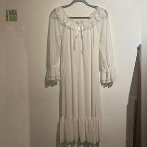 White Lacey Nightgown